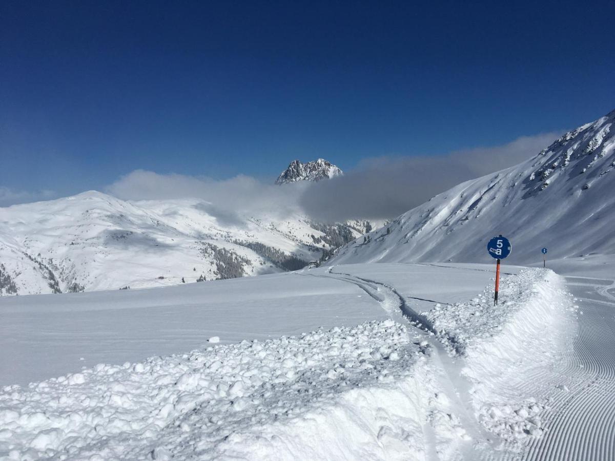 Ferienwohnung Zwoelferblick Bramberg am Wildkogel Luaran gambar