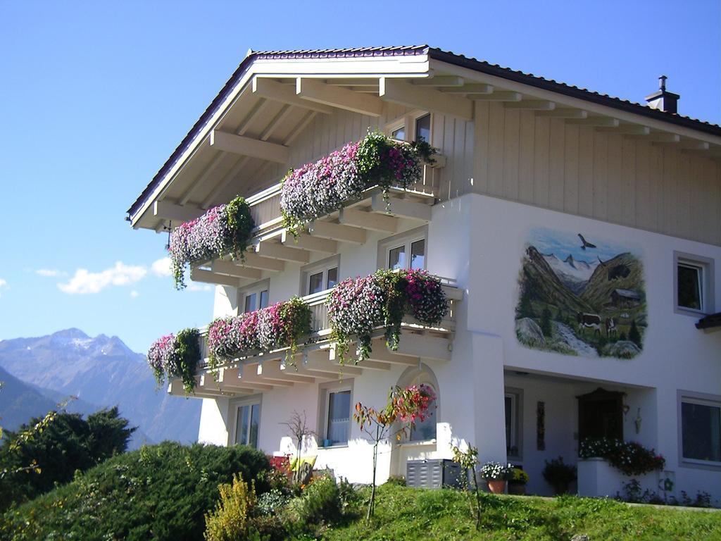 Ferienwohnung Zwoelferblick Bramberg am Wildkogel Bilik gambar